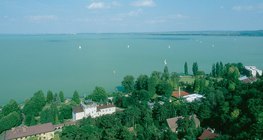 Magyarország legnagyobb tava, a Balaton